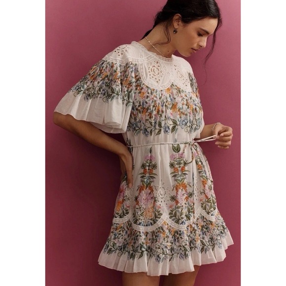 FARM Rio Dresses & Skirts - FARM Rio Sweet Bloom Bouquet Dress Size Medium Pristine Condition